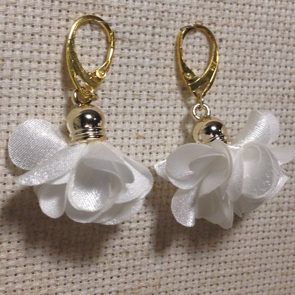 Night Blooming Jasmine White Satin Flower Fluff Earrings - Picture 3 of 5